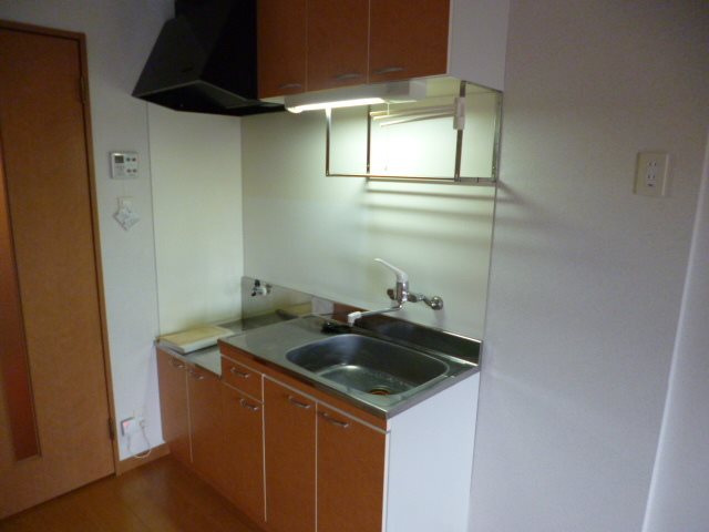 アリエスサン西新 キッチン