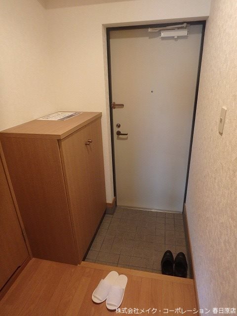 リーセント春町 玄関