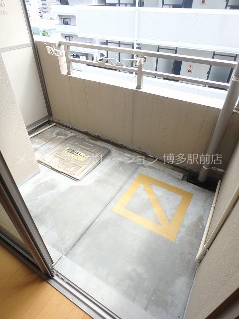 エトゥール博多駅前 ベランダ