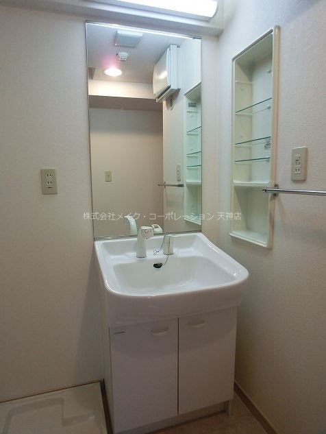 洗面所 ノーヴァルーチェ高砂 その他3