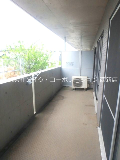 エスコート西片江 ベランダ