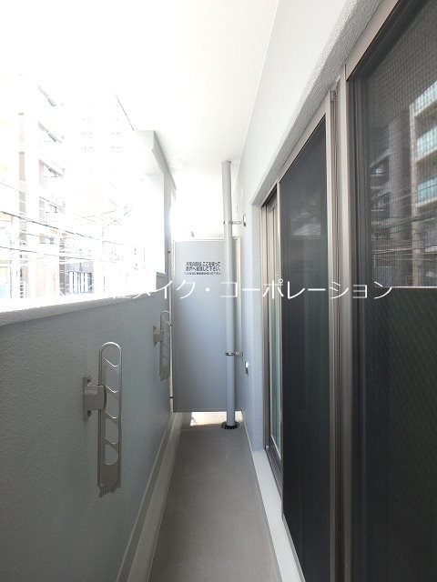 E・Maison Nishijin【旧八和ビル】 ベランダ