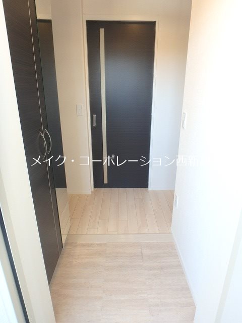 ボンヌール城南 玄関