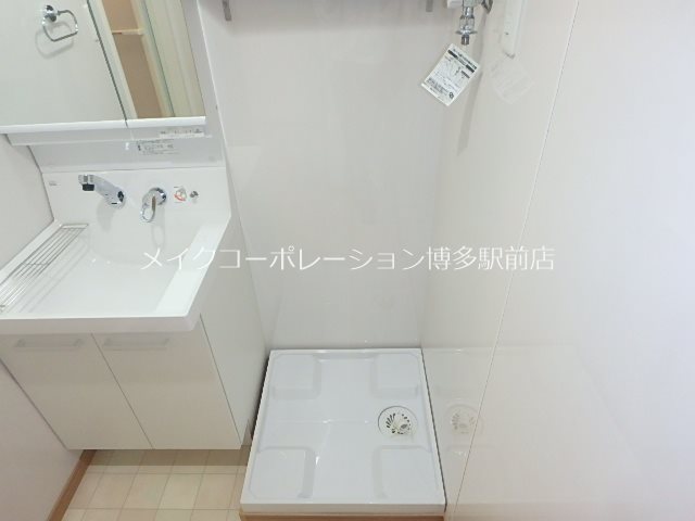 ロイヤルコンフォート渡辺通り その他21