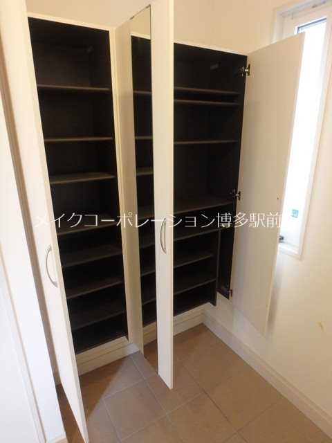 玄関 アラータ大橋C棟 その他8