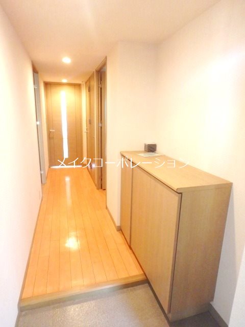 プライムメゾン百道浜 玄関