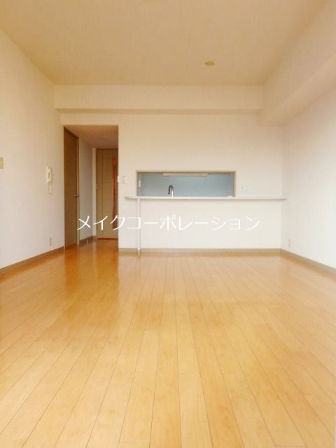 プライムメゾン百道浜 リビング