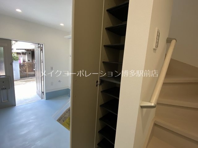 玄関 クワトロ・ヴィラ竹下 その他8