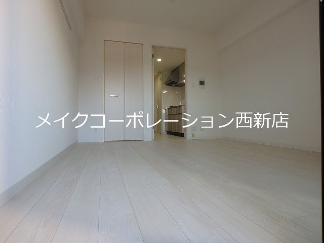 ヴィッラ アプリーレ西新南【A&amp;rsquo;タイプ】  リビング