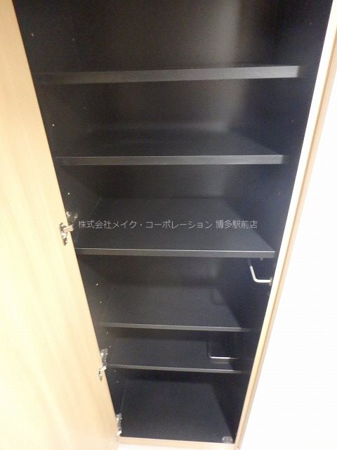 ネストピア県庁口駅前 玄関