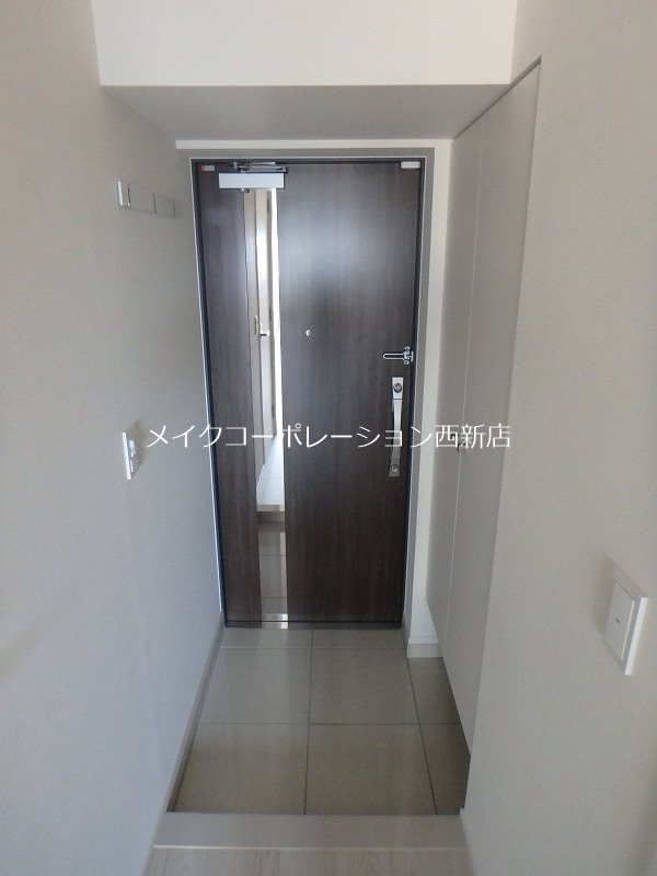 玄関 Brillia ist西新 玄関