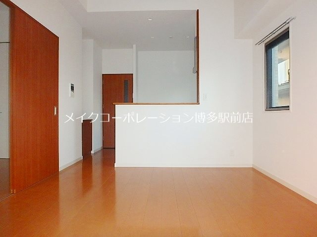 エルエ大濠 リビング