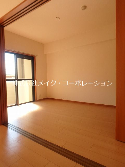 ヴェルソーⅢ番館 ベッドルーム