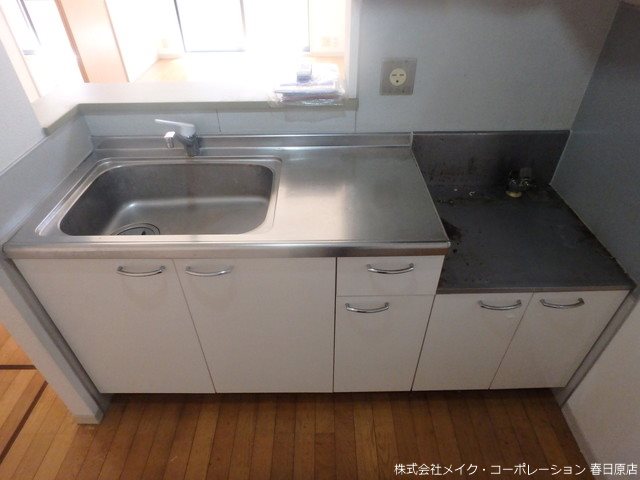 写真は同型タイプ ペイド・エスポワールC棟 キッチン