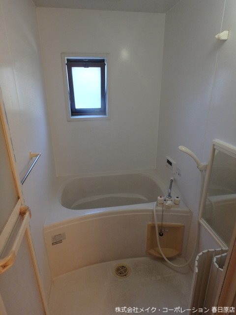 写真は同型タイプ ペイド・エスポワールC棟 風呂画像