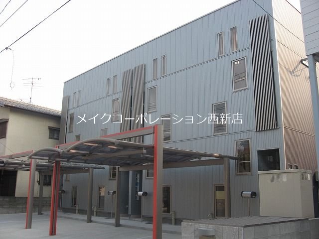 サクセス127 外観