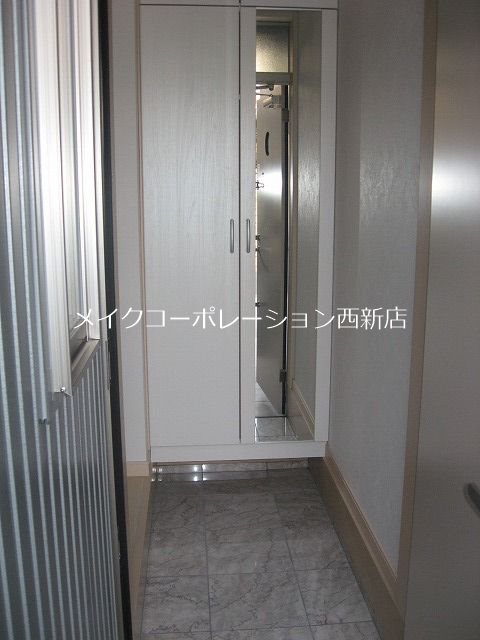 サクセス127 玄関