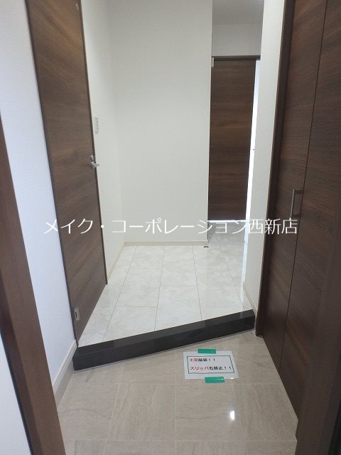 プレジデンス　ざ・荒江 玄関