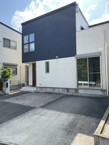 駐車場 カトル・ヴィラージュ その他外観2