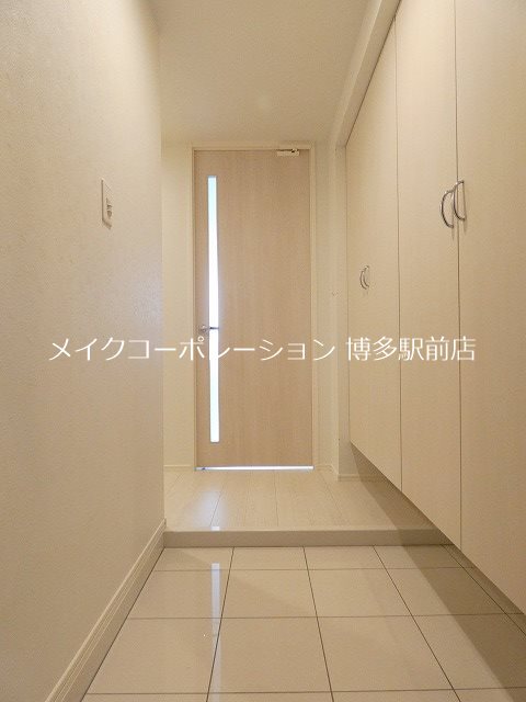 エンクレストベイサイド通り 玄関