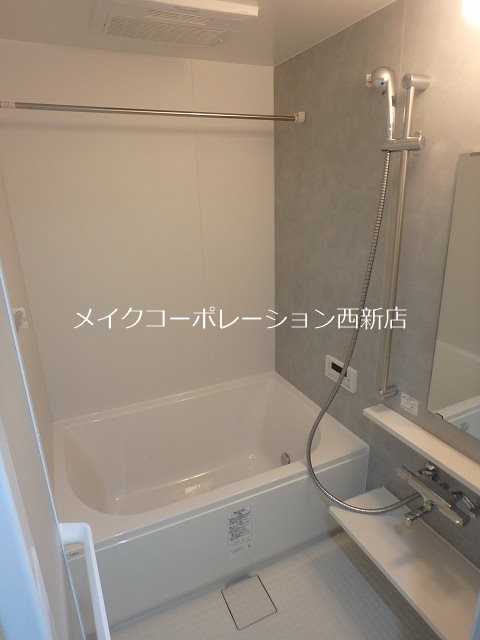 ヴィッラ アプリーレ西新南【Dタイプ】 風呂画像