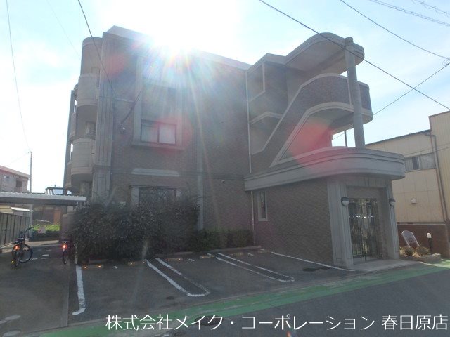 セリュー・トーレ 202号室 外観