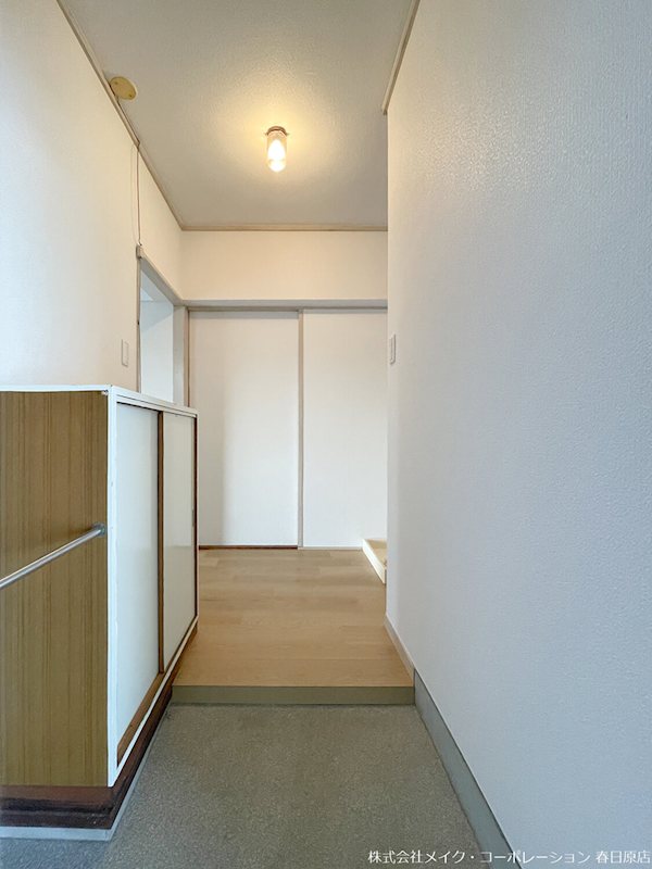 白金ハイツ 玄関