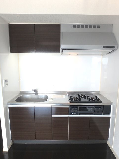 ラクレイス西新レジデンシャルタワー キッチン