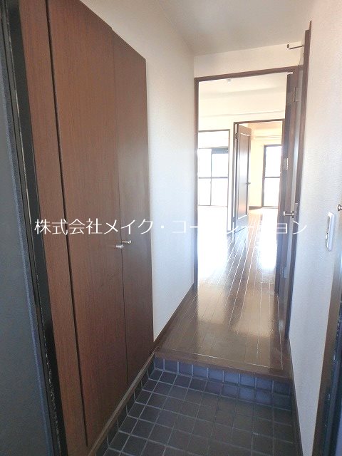 エステート・モア城南Ⅱ 玄関