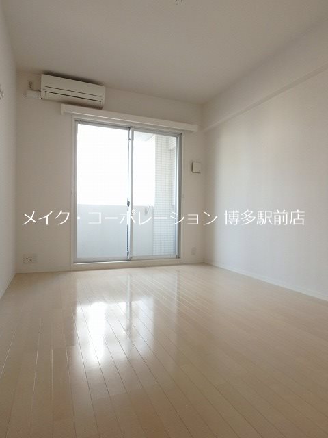 ベッドルーム ピュアドームエクサイト博多 ベッドルーム