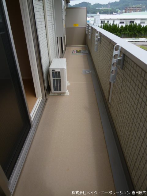 ロイヤルコート空港南 ベランダ