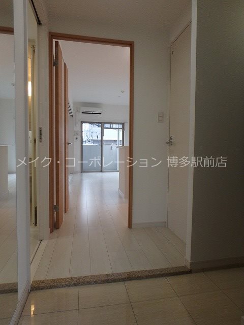 ソシオスヒルズイン博多 玄関