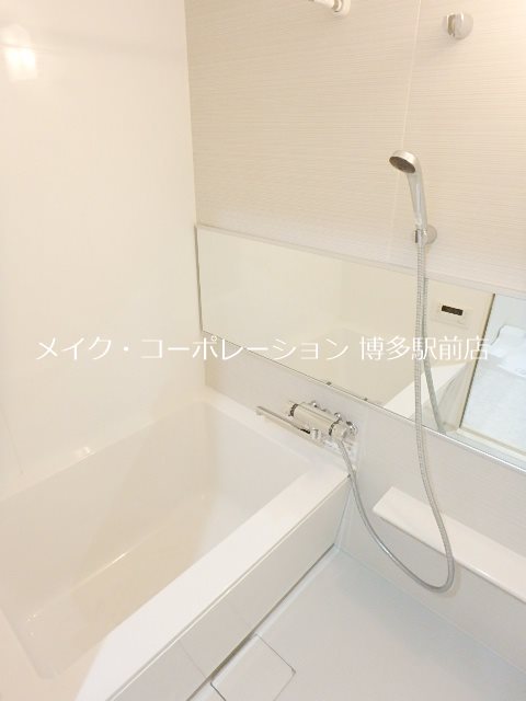 ネストピア東比恵駅前Ⅱ 風呂画像