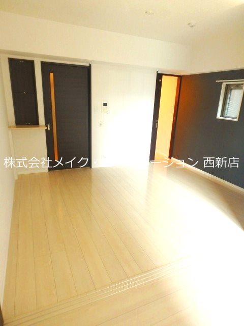 アクタス六本松アネックス～ネット無料～ リビング