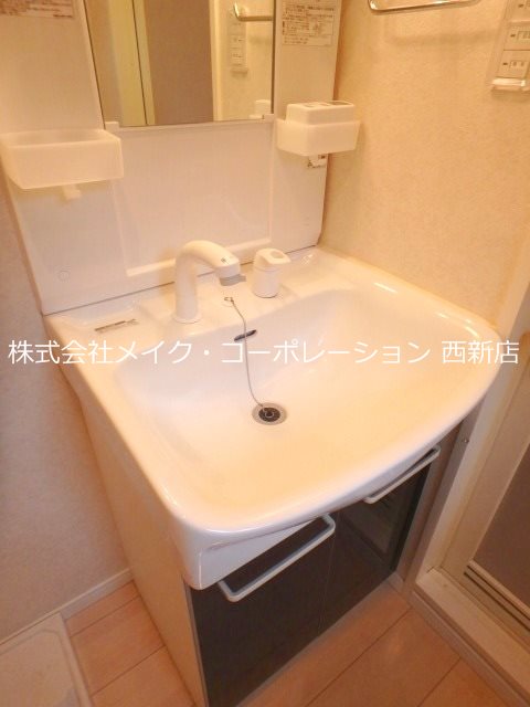 アクタス六本松アネックス～ネット無料～ 洗面所