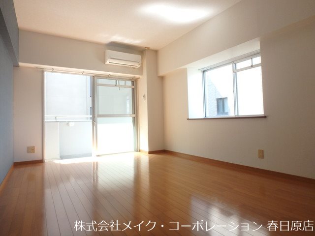 写真は同型タイプ ロイヤルハイツ春日 その他1