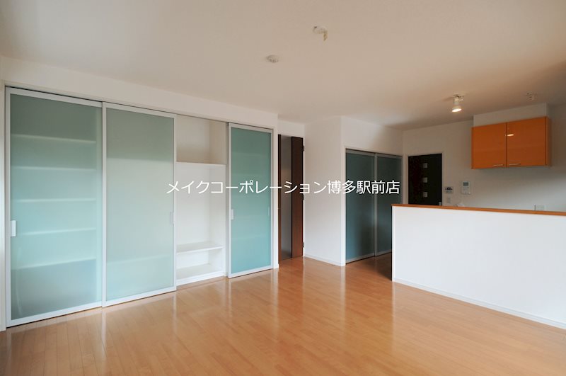 ※同物件別部屋引用・現状優先です♪ レジデンツァ大橋 リビング