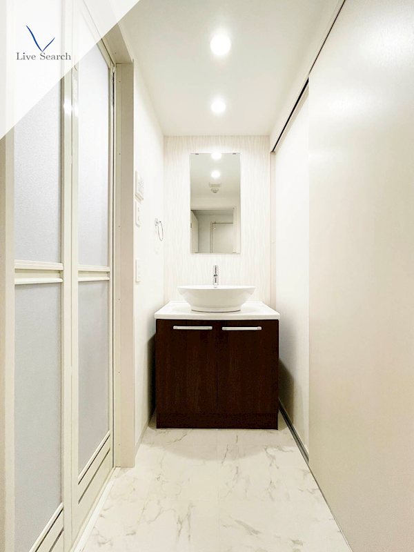 写真は同型タイプ リアンレガーロ井尻ステーションEAST館 その他8