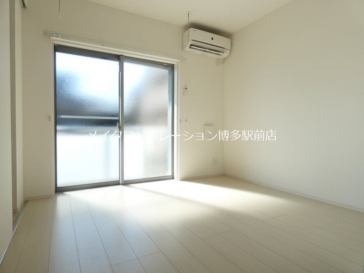 ベッドルーム リブリ・アイリス諸岡 ベッドルーム