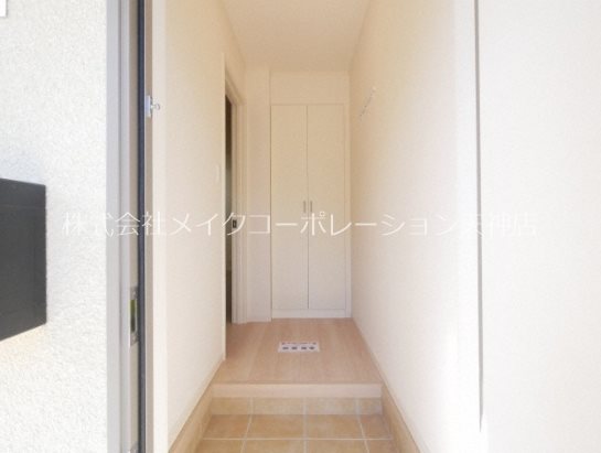 ヴァルヴェルデ 玄関