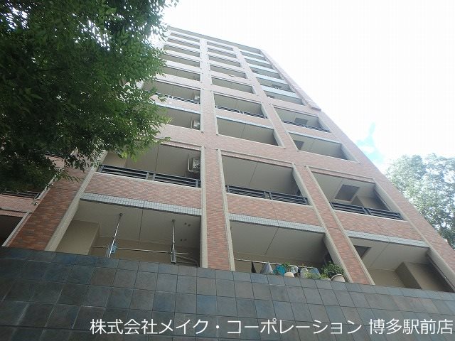 アミューゼ博多 外観