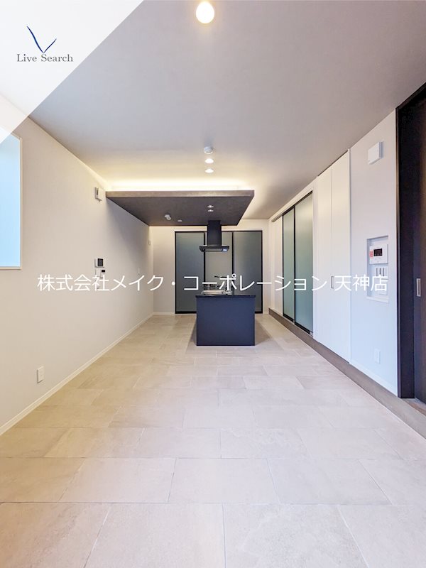 ShamaisonLuxuar平尾山荘通 リビング
