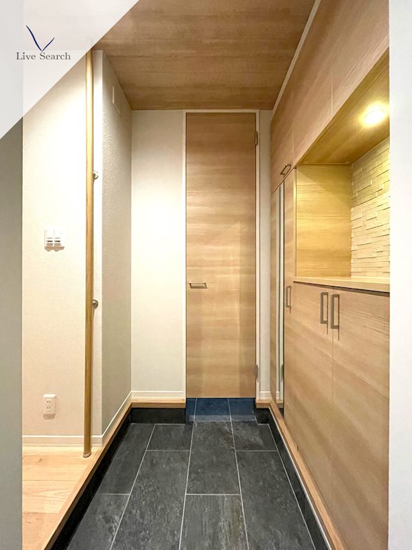 GRAND　BLEU　DE　SASAOKA 玄関