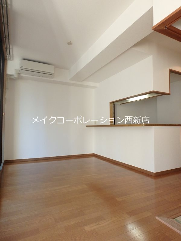 リビング エルガーラ入江 リビング