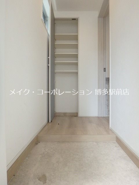 Dream Stage吉塚Lechien(ルシアン) 玄関