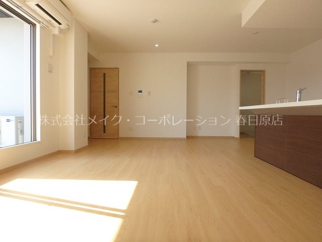 グランデ東雲 リビング