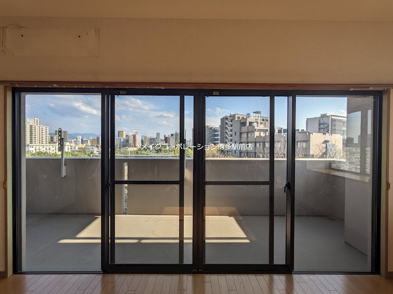 アンピール馬出九大病院前 ベランダ