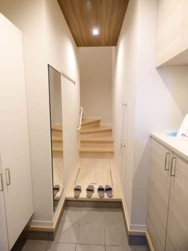 ル・ヴァン 玄関