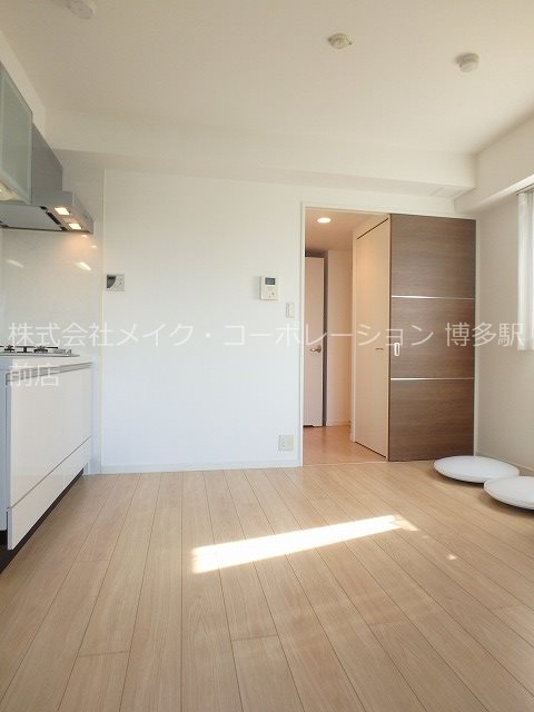 ネストピア箱崎駅前 リビング