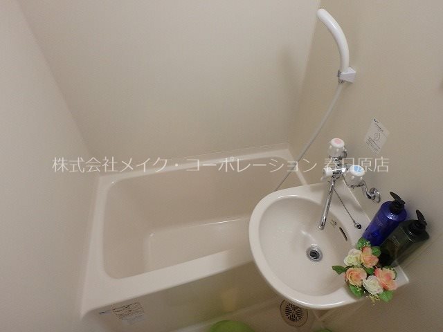写真は同型タイプ エース参番館 風呂画像